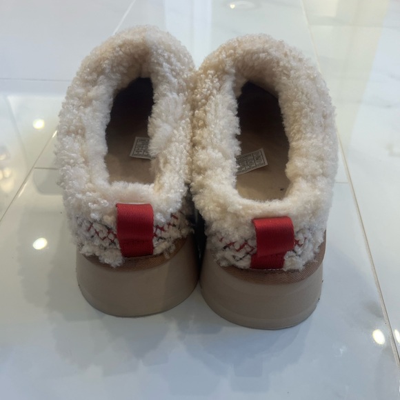 UGG Sherpa Tazz Slipper Women’s Size 9 - Picture 6 of 8